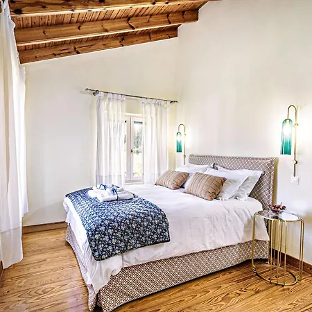 Вилла Casa Dei Fiori Mantouki